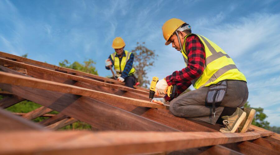 Professional gutter cleaning in Rome, IN
